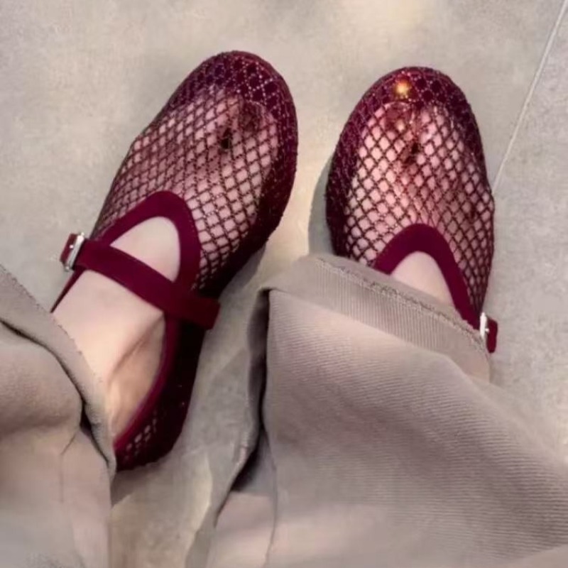 Women Shoes Model - Sandalias Baotou con Pedrería Hueca para