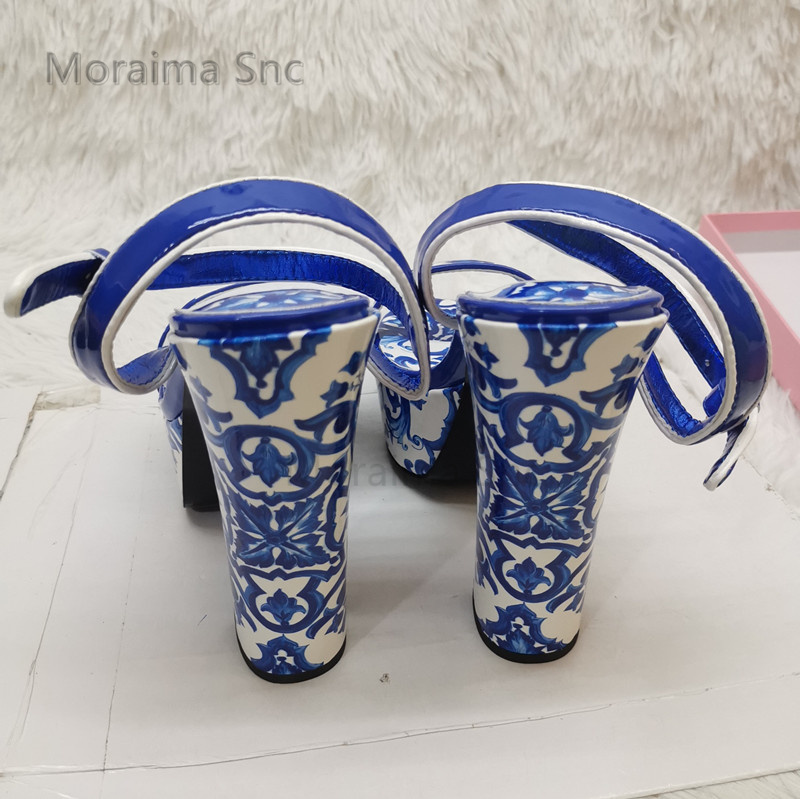 Sandalias de porcelana azul y  - Women'S Shoes Navy Blue reseña y precio